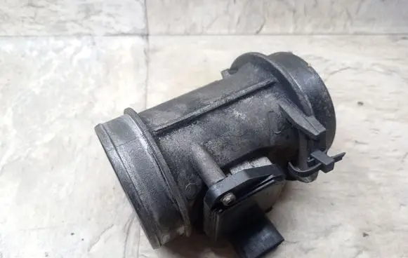 Audi A4 S4 B6 8E 8H Mass air flow meter 059906461D AFH7025C