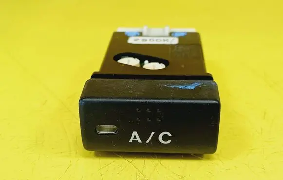 Rover 45 Air conditioning (A/C) switch F06764
