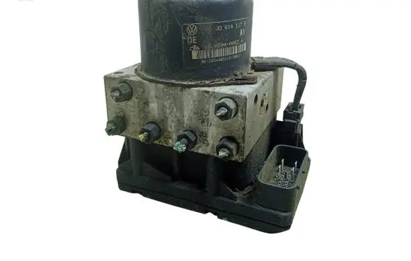 Volkswagen Golf IV ABS Pump 1J0614117B