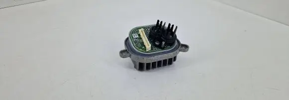Audi A4 S4 B9 LED ballast control module 1305715396 E99006