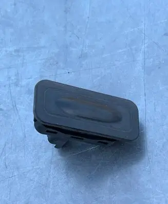 Tailgate opening switch