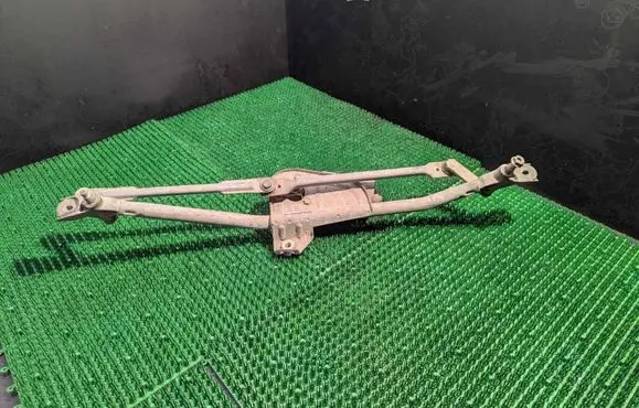 Audi A4 S4 B5 8D Front wiper linkage and motor 8D1955113B 0390241132