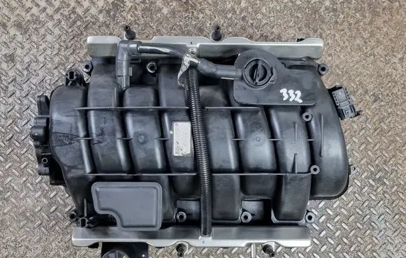Dodge Charger Intake manifold 68490268AA 05281571AA