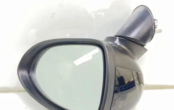 KIA Rio Front door electric wing mirror E13027508