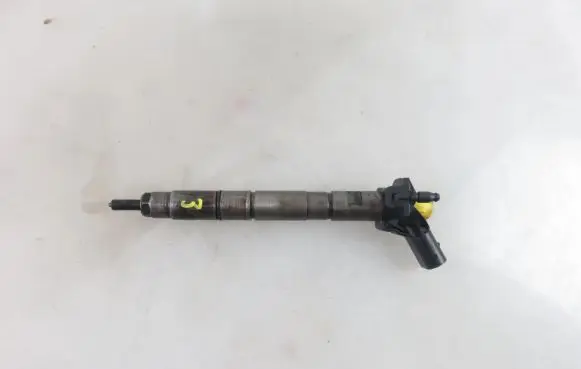Audi A6 S6 C6 4F Fuel injector 0445115019 059130277R