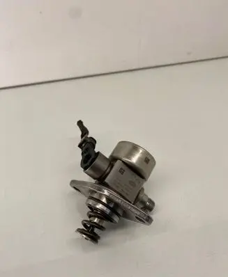 Peugeot 308 Fuel injection high pressure pump 28253039 9805614880 DR0104816