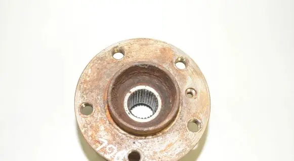 BMW X5 F15 Rear wheel ball bearing 6867811 33406867811 33416776651