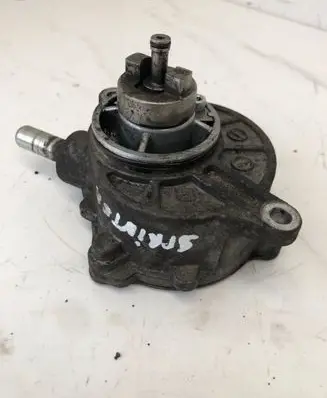 Mercedes-Benz Sprinter W906 Vacuum pump