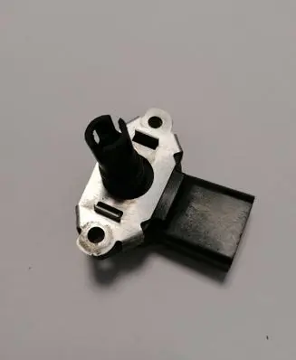 Volkswagen PASSAT B6 Air pressure sensor 036906051