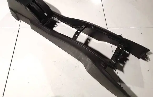 Peugeot 207 Center console 