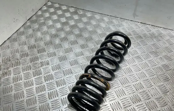 Mercedes-Benz ML W164 Rear coil spring