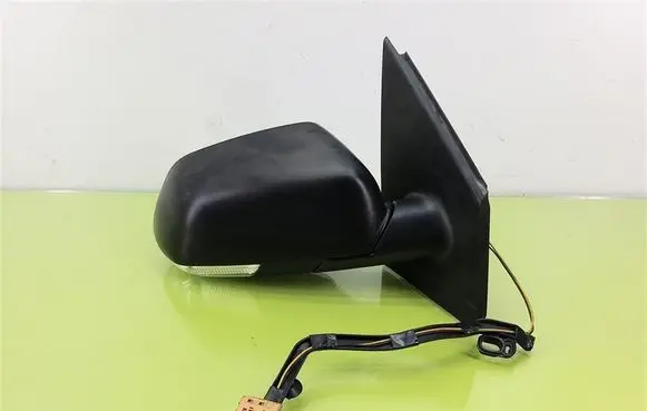 Volkswagen Polo IV 9N3 Manual wing mirror