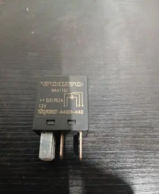 Volvo XC90 Other relay 9441161 A4001X40 031752A