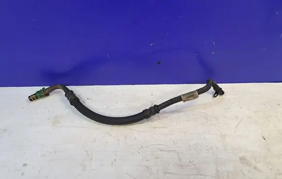 Volvo XC90 Oil fill pipe 30636930 P30636930