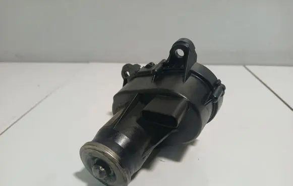 BMW 5 F10 F11 Intake manifold valve actuator/motor 10213510