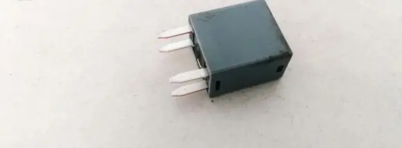 Opel Insignia A Other relay 13500114 8385