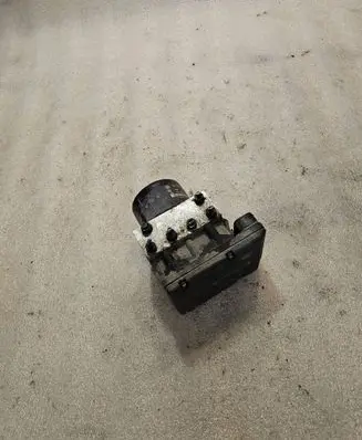 Volkswagen Polo ABS Pump 6X0907379B 10094903483