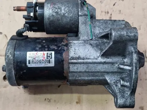 Citroen C-Crosser Starter motor 9656262780