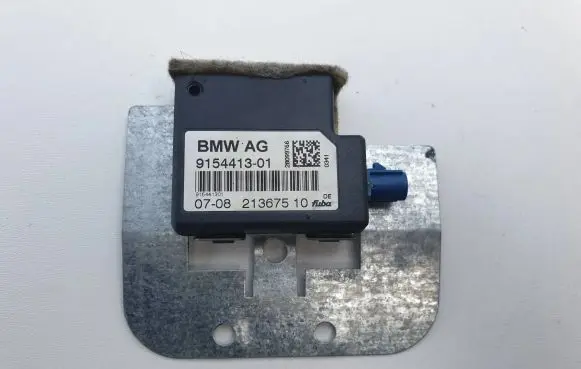BMW M3 e92 Aerial GPS antenna 9154413 915441301 21367510