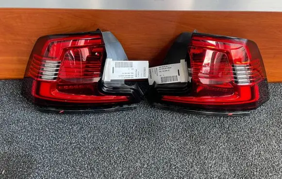 Volvo S90, V90 Rear/tail lights set 31108925