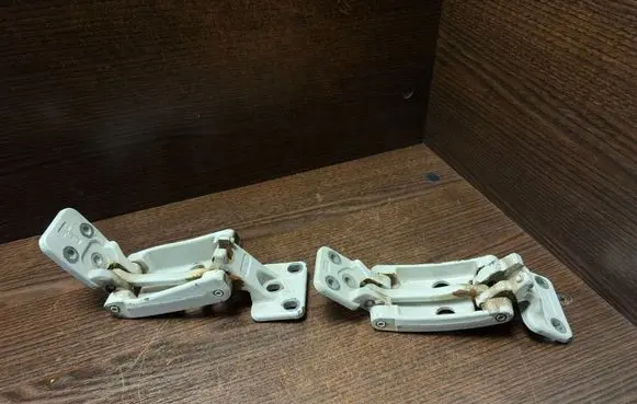 Volkswagen Crafter Loading door upper hinge A9067400737 9067400737