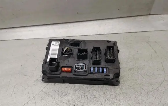Peugeot 407 Fuse module 9656148080 S120017003I