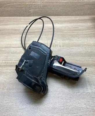 Toyota Prius (XW20) Front door lock 6927447020 6920647020