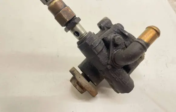 Audi A3 S3 8L Power steering pump 1J0422154B