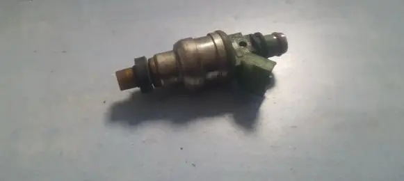 Mazda 323 Fuel injector INP484 INP-484