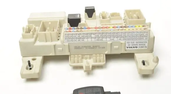 Volvo V50 Fuse box set 31254749