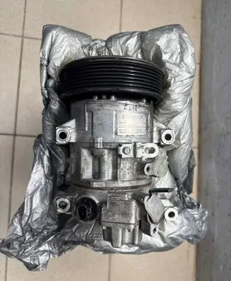 Toyota Avensis T250 Air conditioning (A/C) compressor (pump) DCP50124 5SE12C 4411803660