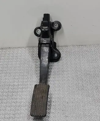 Mitsubishi Outlander Accelerator throttle pedal MN101544 08094C1B 48604369740
