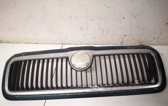 Skoda Octavia Mk1 (1U) Front grill 1U0853651