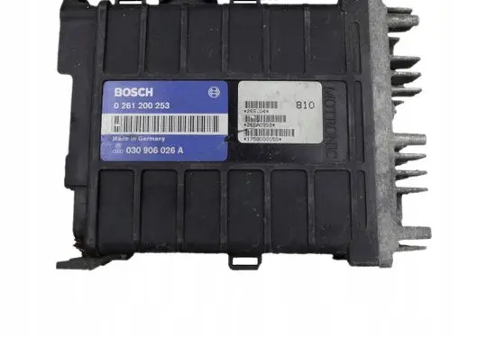 Volkswagen Polo II 86C 2F Engine control unit/module 030906026A