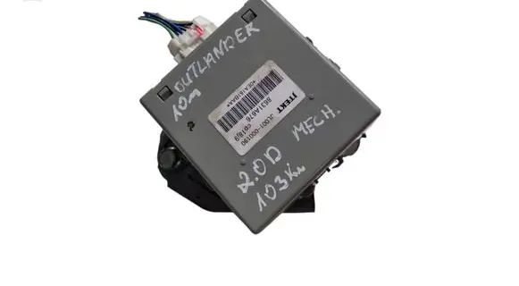Mitsubishi Outlander Other control units/modules 8631A676