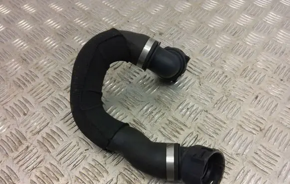BMW X3 F25 Engine coolant pipe/hose 7601848