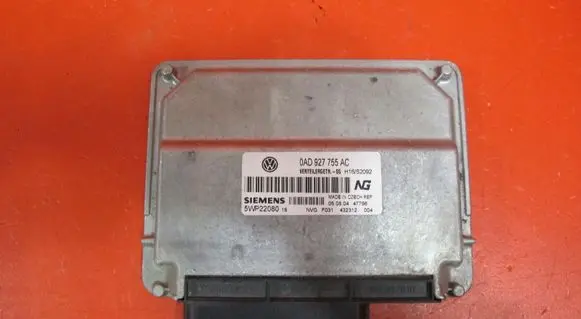 Volkswagen Touareg I Gearbox control unit/module 0AD927755AC
