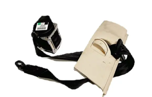 Rear seatbelt