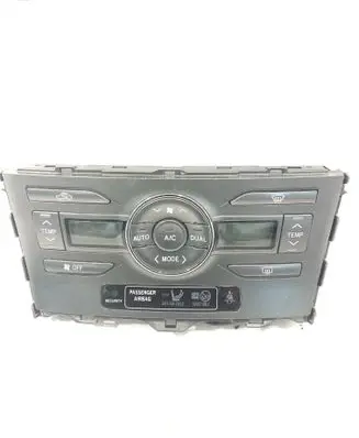 Toyota Auris 150 Climate control unit 5590002220B
