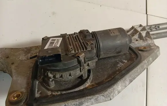 Renault Vel Satis Wiper motor 0390241805