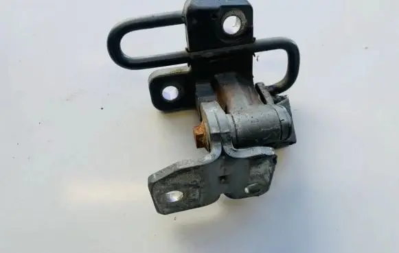 Peugeot RCZ Front door upper hinge