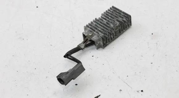 Mazda CX-7 Coolant fan relay L3K918831