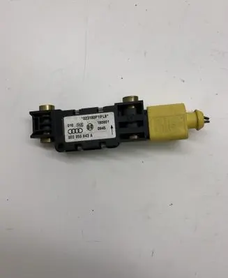 Audi A4 S4 B6 8E 8H Airbag deployment crash/impact sensor 8E0959643A