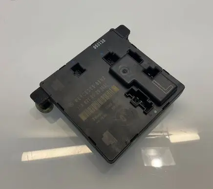 Mercedes-Benz CLS C219 Door control unit/module 2198200226 00005031 A2198200226