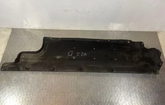 KIA Sorento IV Center/middle under tray cover 