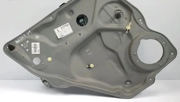 Mercedes-Benz B W245 Rear window lifting mechanism without motor A1697300579
