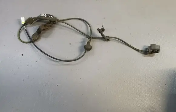 Toyota Avensis T270 Rear ABS sensor wiring 