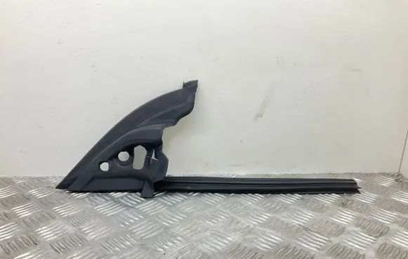 Volkswagen Scirocco Rubber seal front coupe door window 1K8857505B
