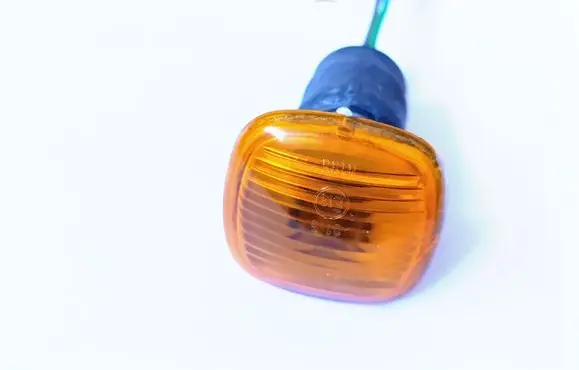 Audi A4 S4 B5 8D Front fender indicator light 0195