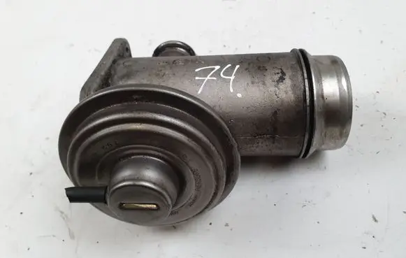 BMW 1 E81 E87 EGR valve 70021200 7792077
